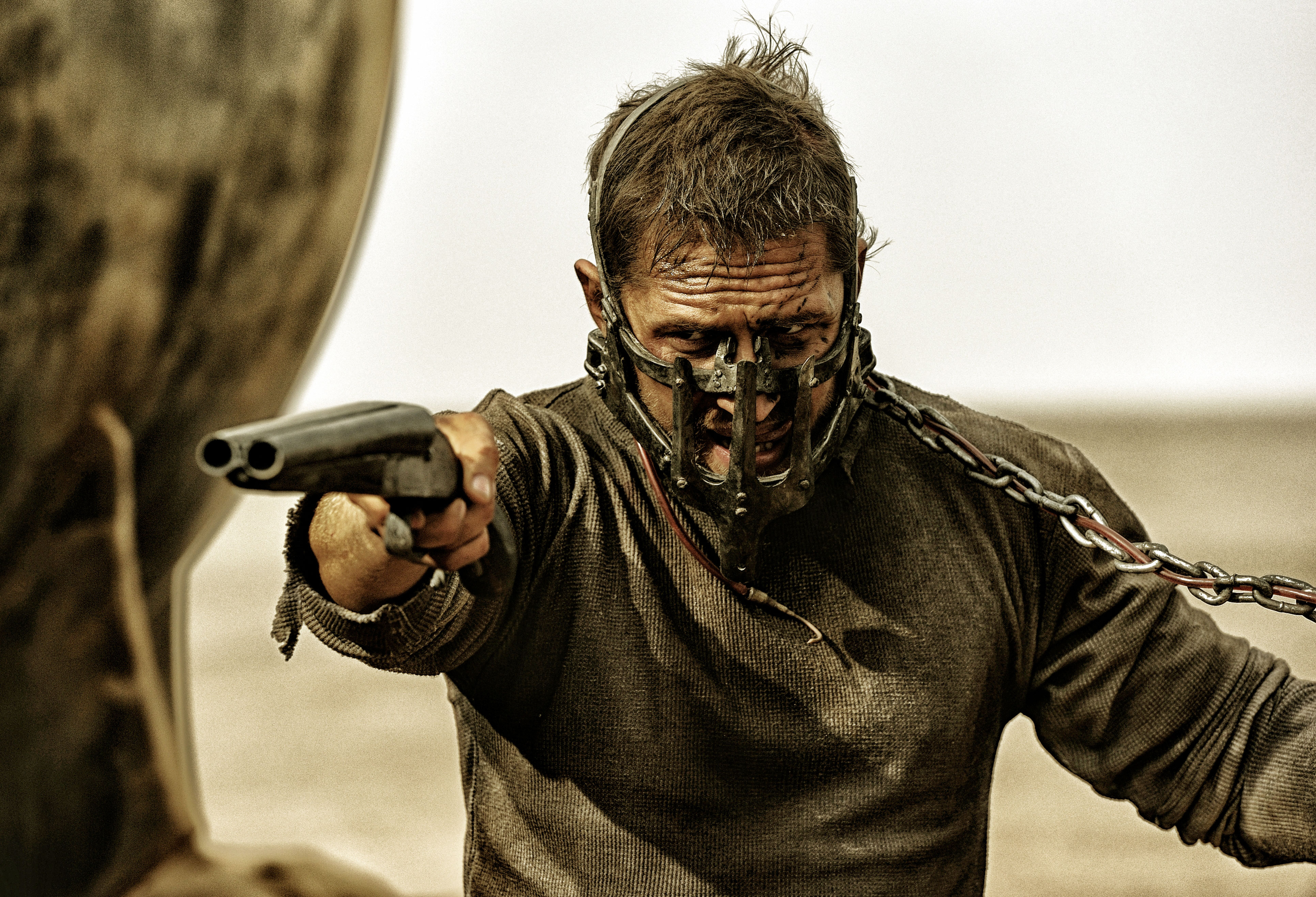 mad-max-fury-road-image-tom-hardy-5 - Trailers From Hell
